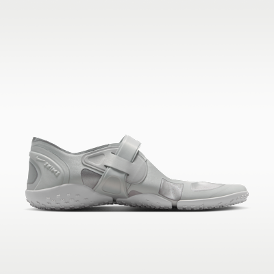 NikeSKIMS Rift Satin Women's Shoes. Nike CA